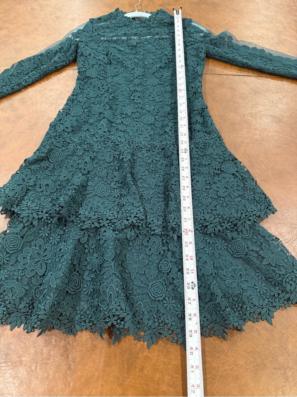 Teri Jon Rickie Freeman Lace Tiered Long-Sleeve Formal Dress Deep Green Size 2 - Picture 6 of 14
